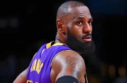 九游娱乐-包含詹姆斯迎来十二赛季高光表现，塞尔维亚队球迷沸腾！的词条