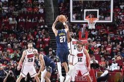 九游娱乐-穆雷在掘金比赛中惊险取胜，势不可挡引发热议！的简单介绍