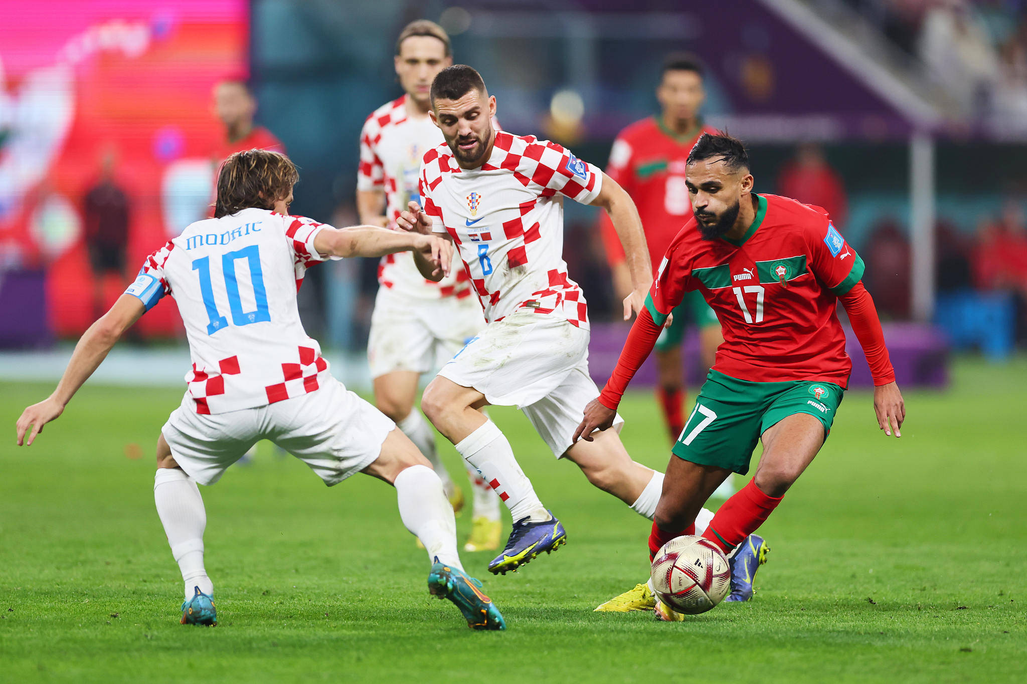 包含C罗连续十二场比赛得分超过战术调整，MAD挑战极限！的词条